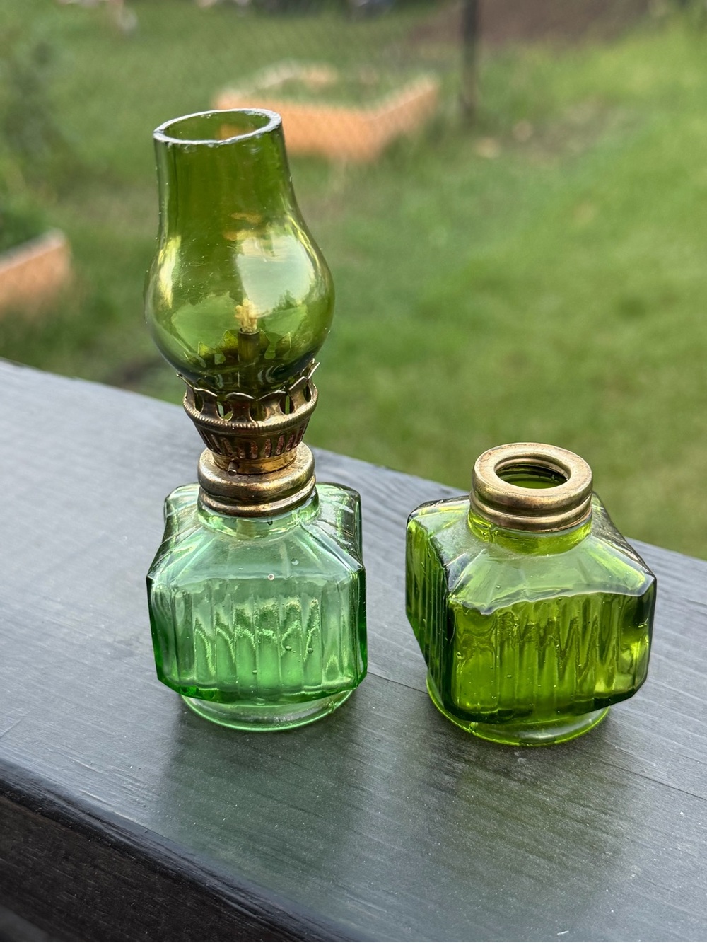 Vintage Emerald Green Glass Mini Oil Lamp - Picture 3 of 10